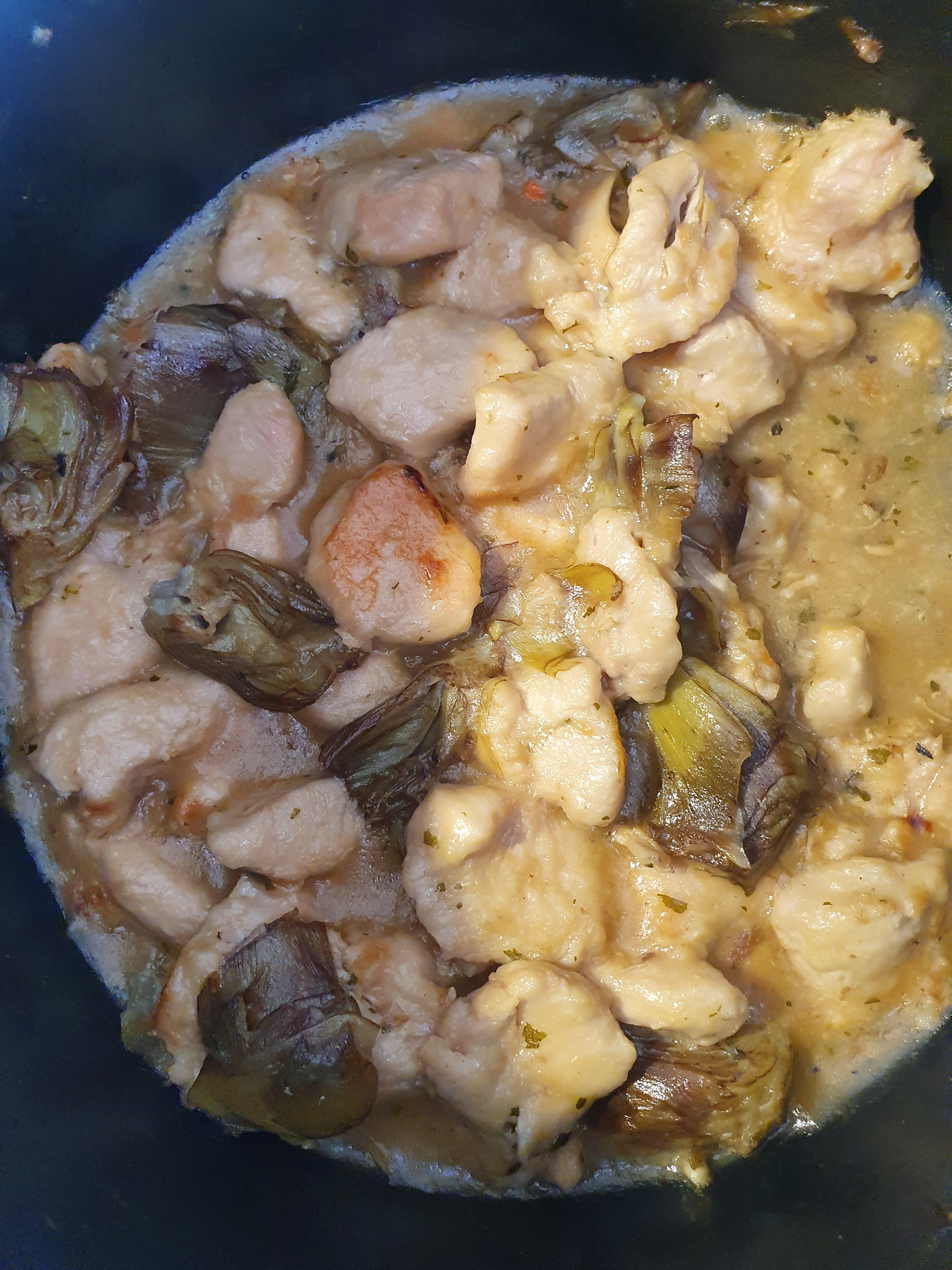 Bocconcini di pollo con carciofi