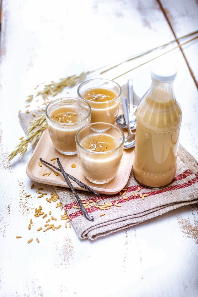 Crema de leche de avena con vainilla