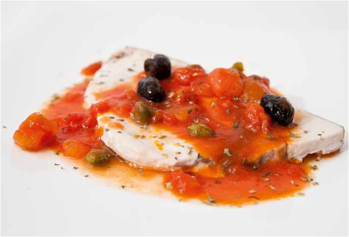 Pesce spada con pomodoro e capperi