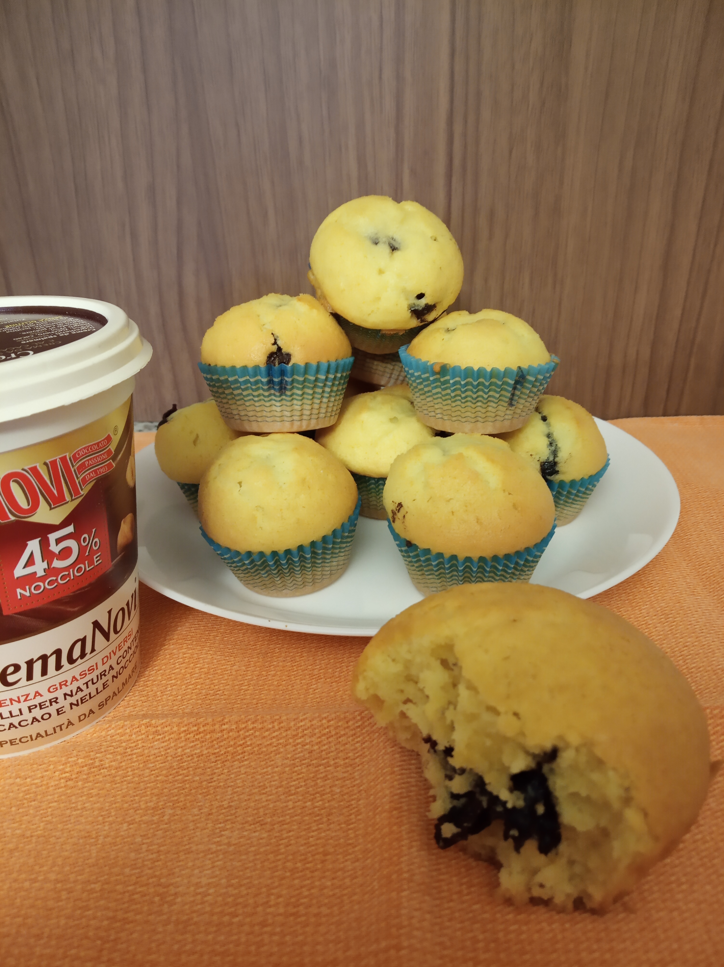 Mini muffin alla crema di nocciola