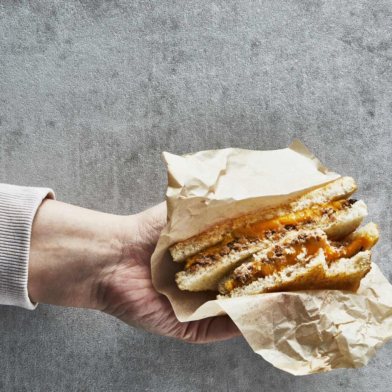 Sandwich caldi al tonno