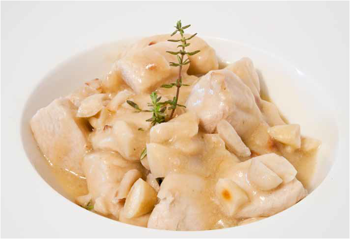Pezzi di pollo con le mandorle