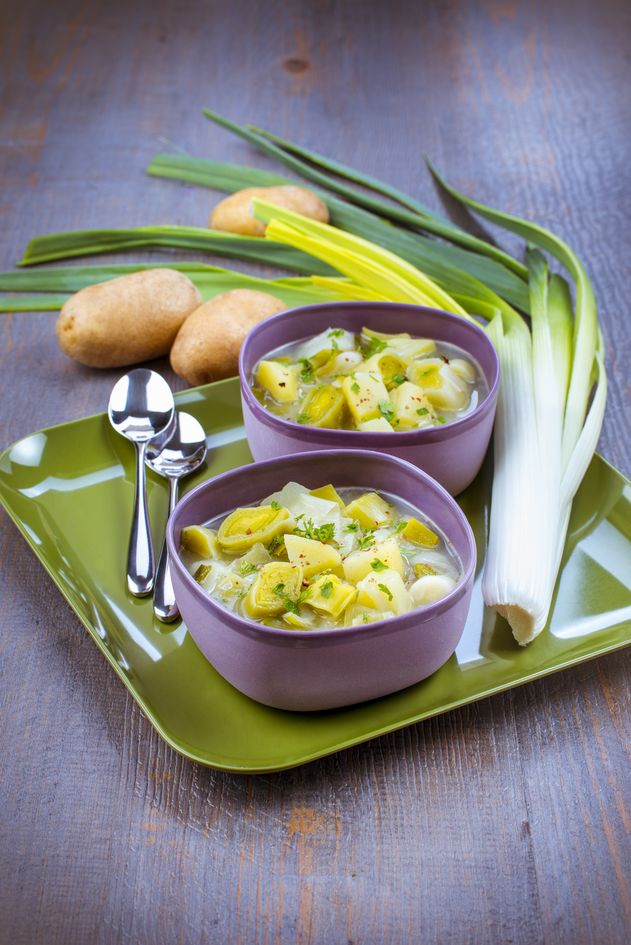 Sopa de puerros y patatas