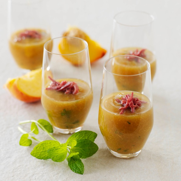 Shots de Pêssego com Pato Fumado