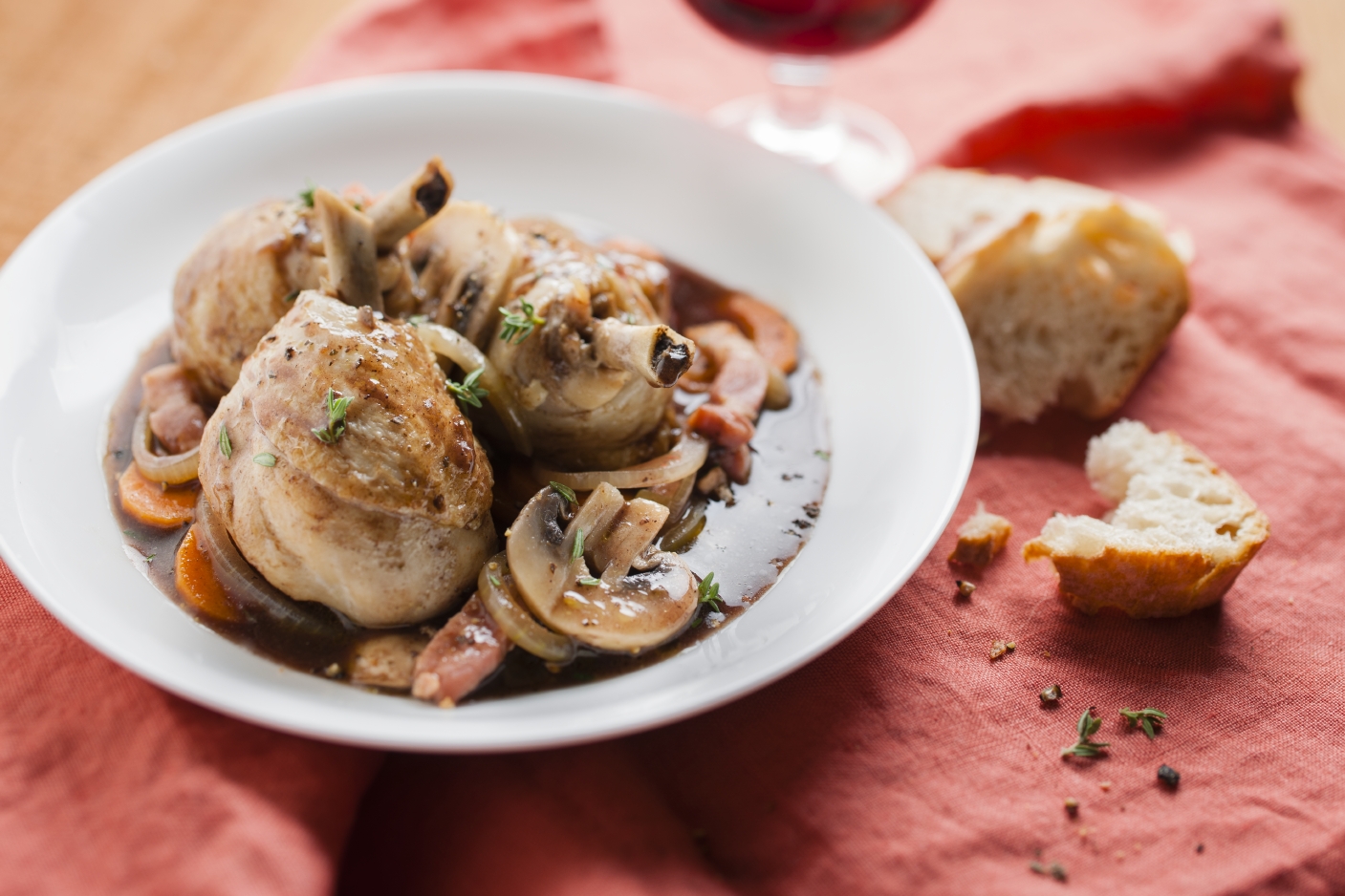 Pollo al vino rosso