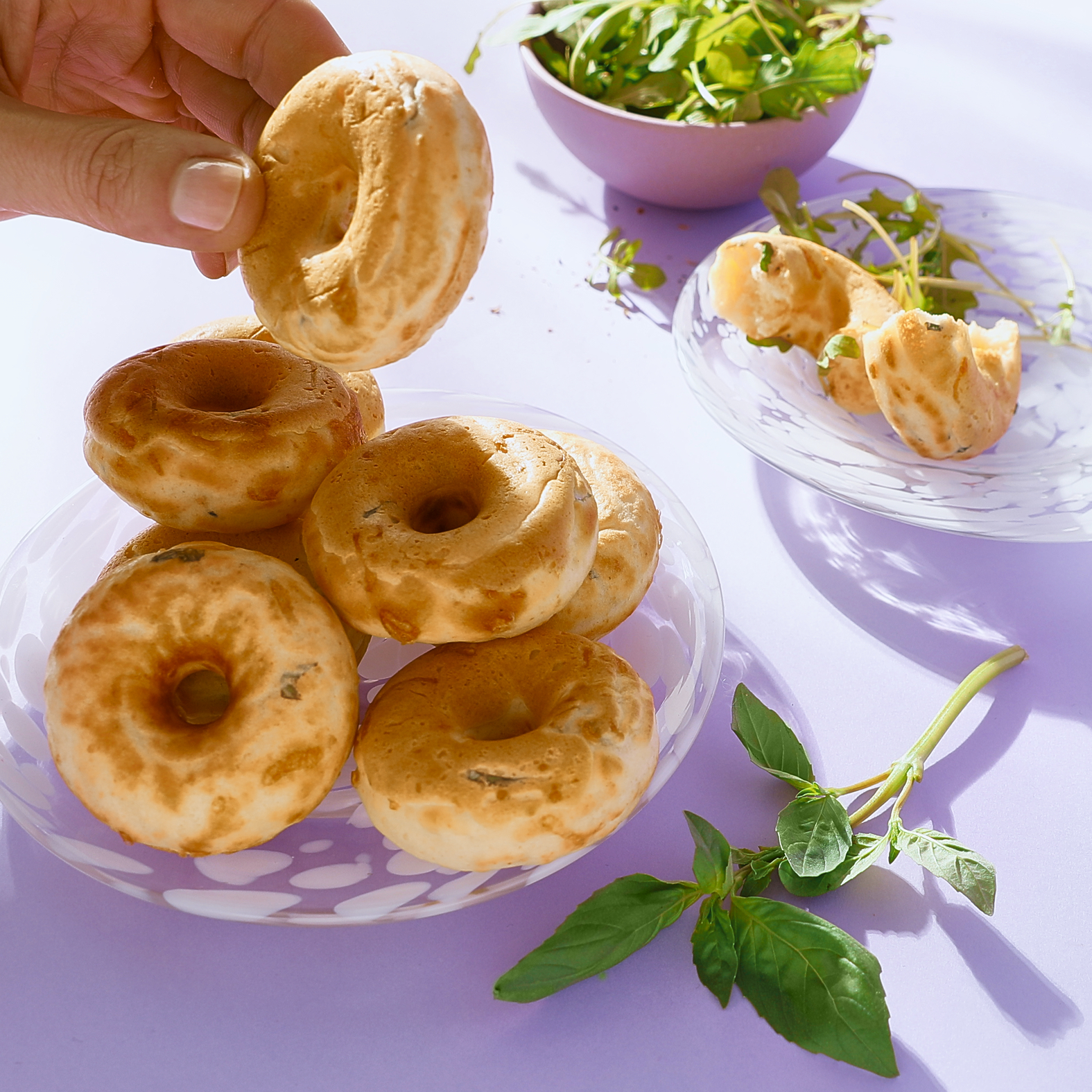 Herzhafte Käse-Kräuter-Donuts