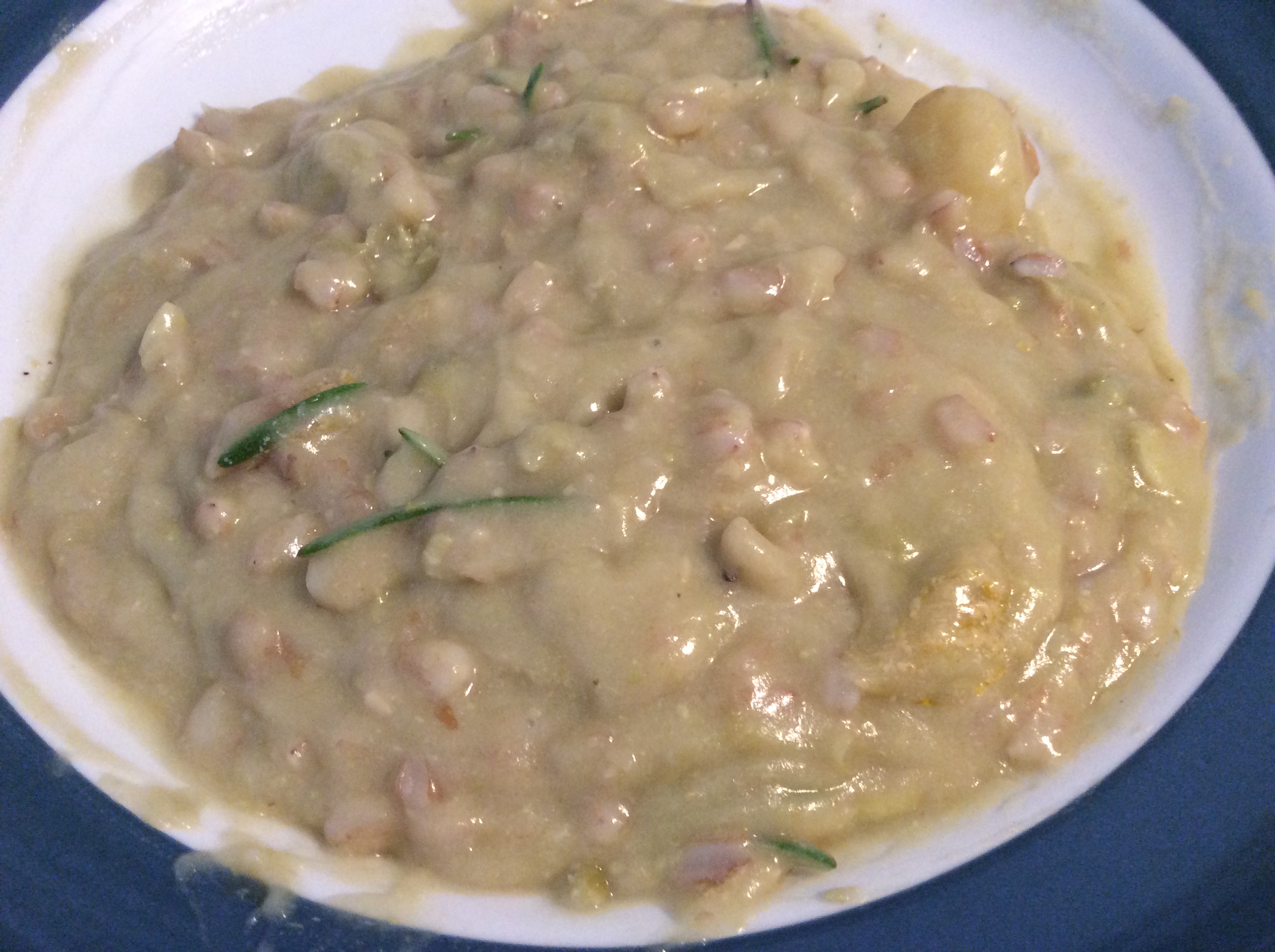 Zuppa di farro e piselli