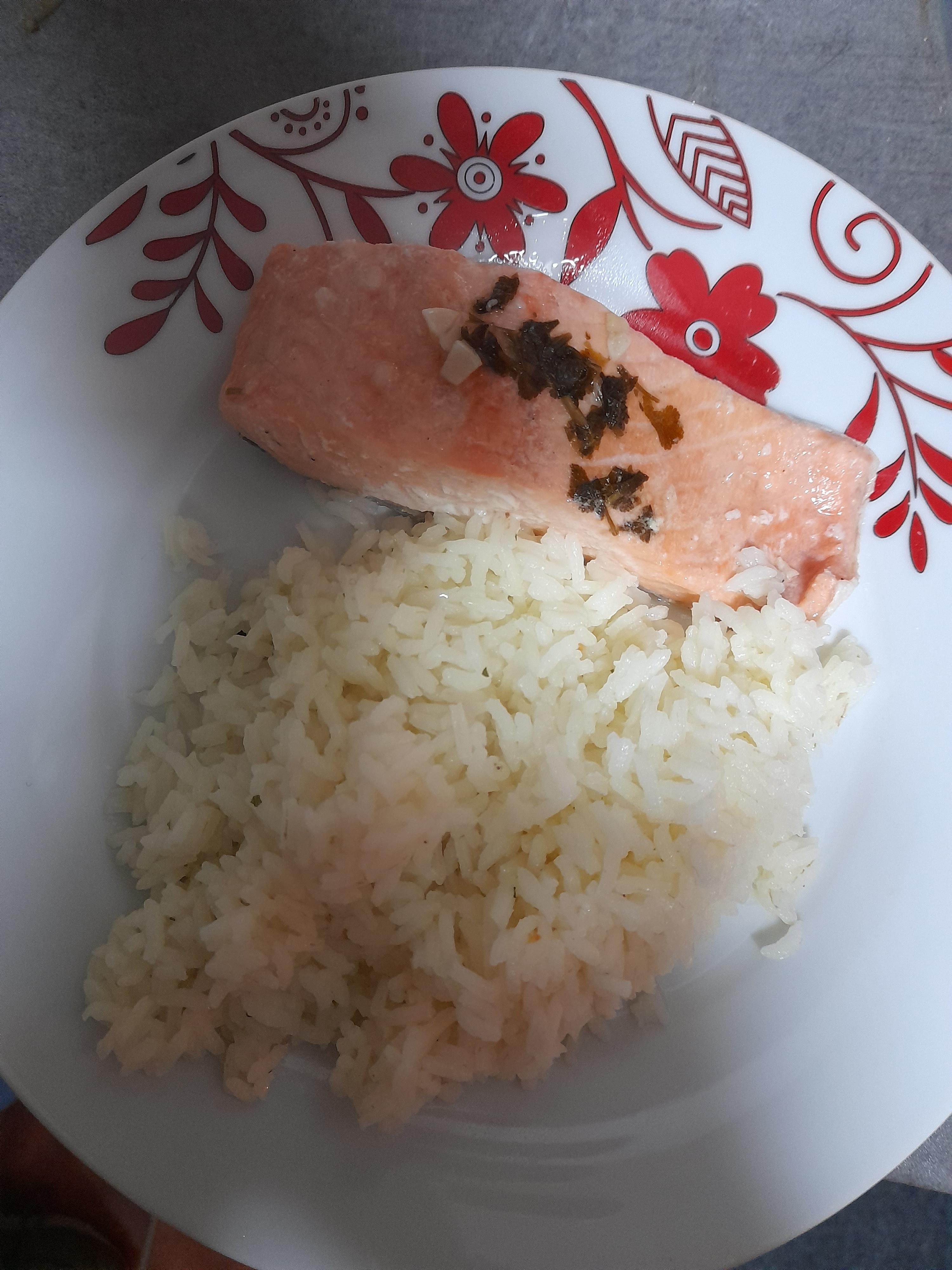 Salmão ao vapor