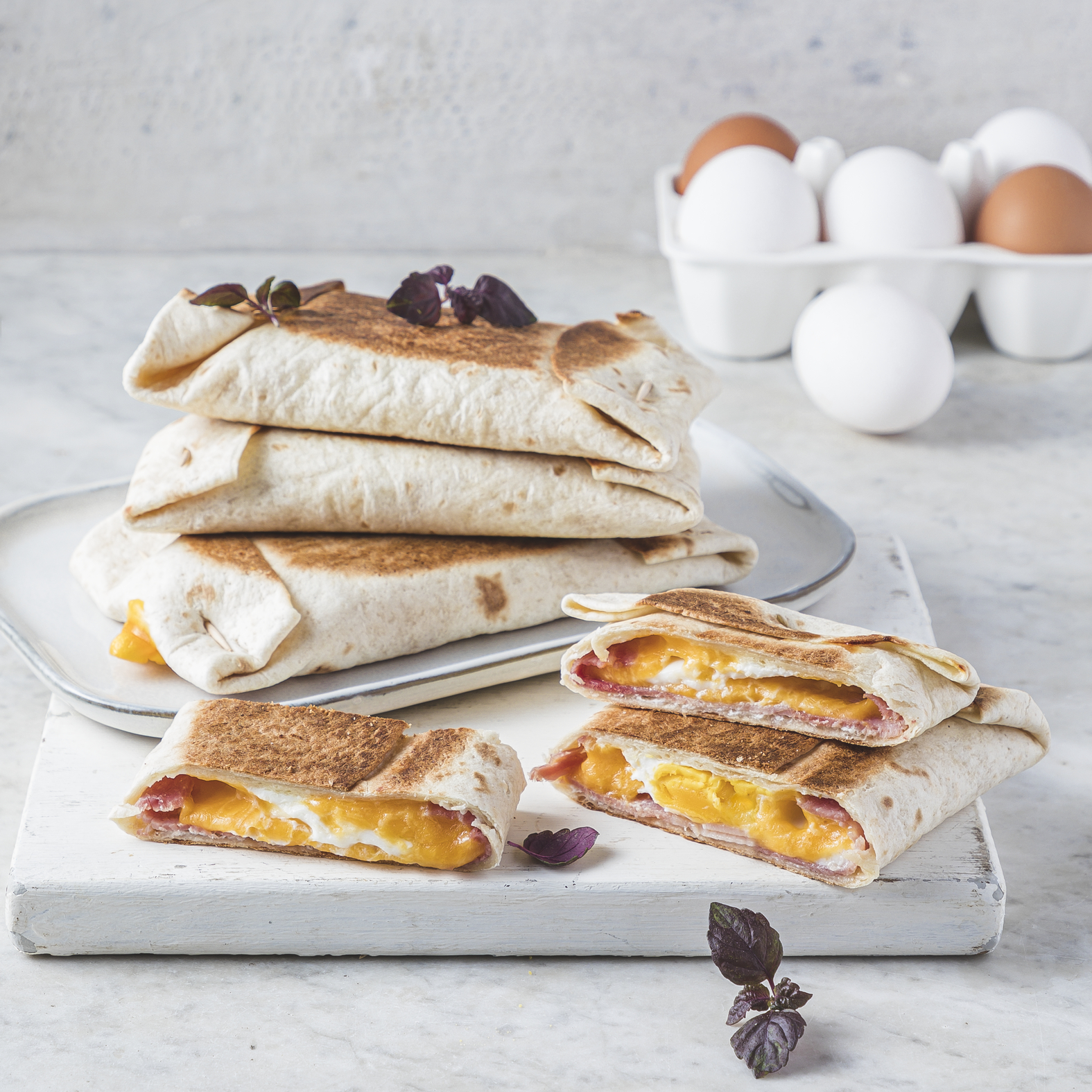 Krokante wraps met ham, ei en kaas
