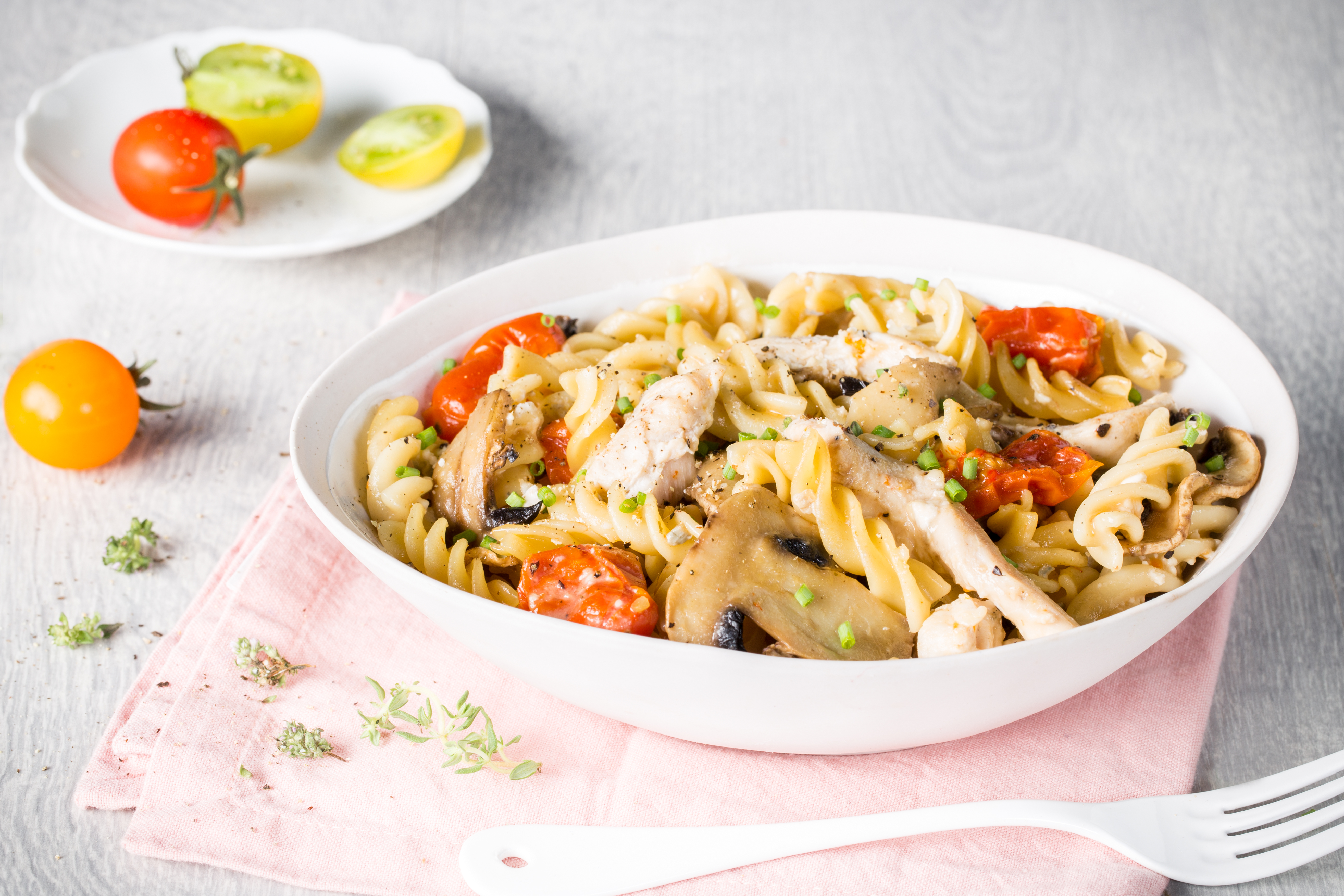 Pasta con pollo y queso