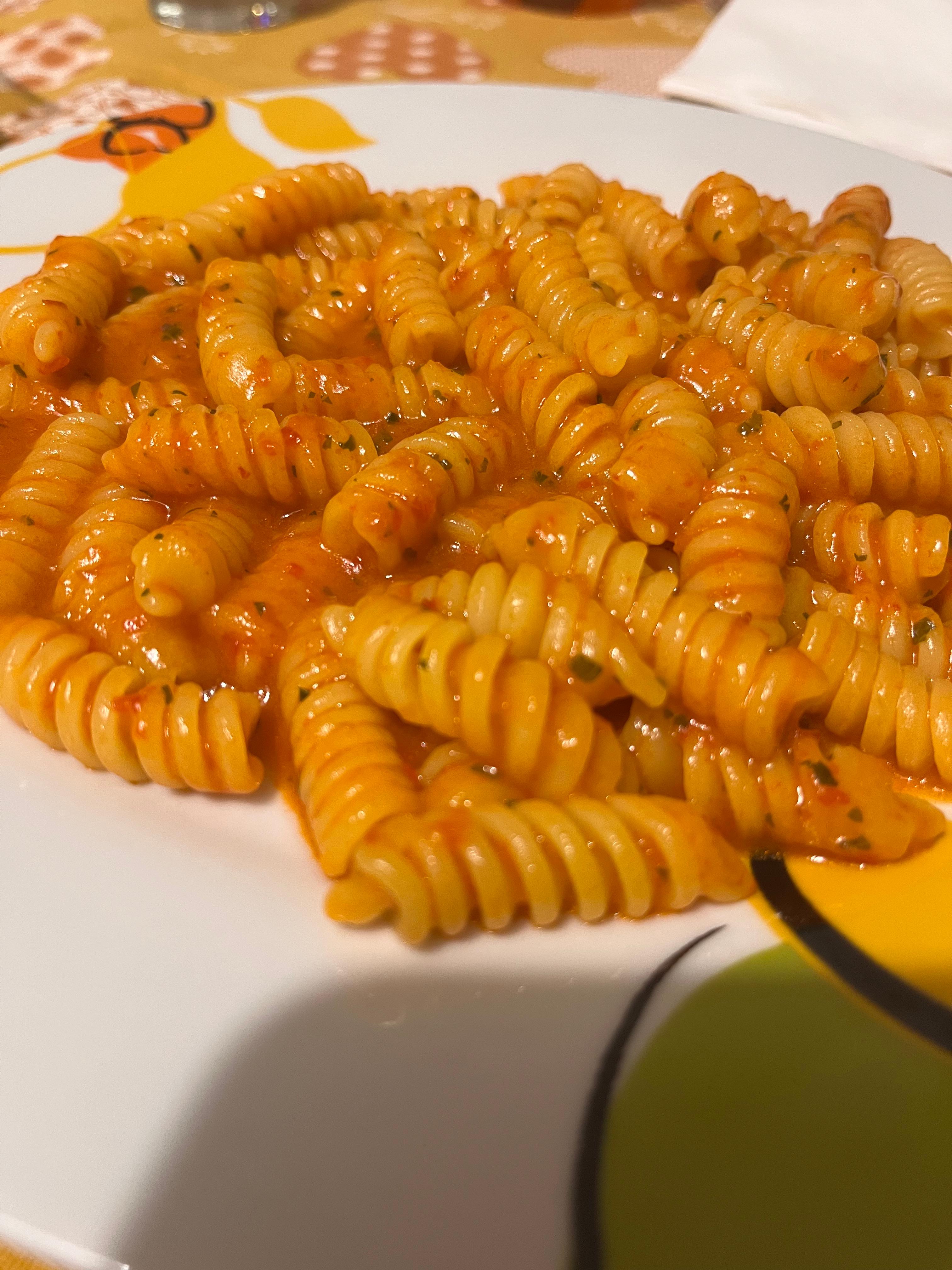 Fusilli con crema di peperoni