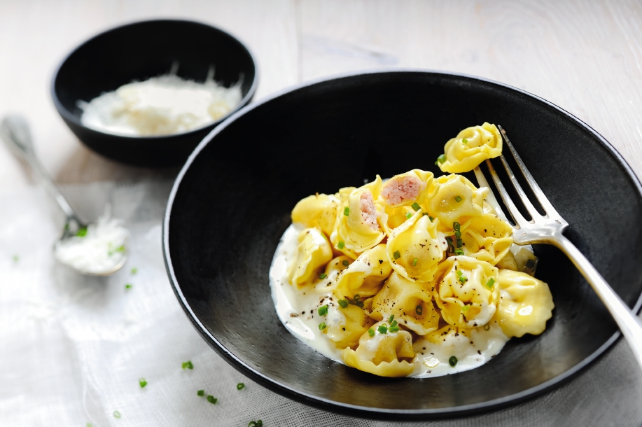 Tortellini con panna