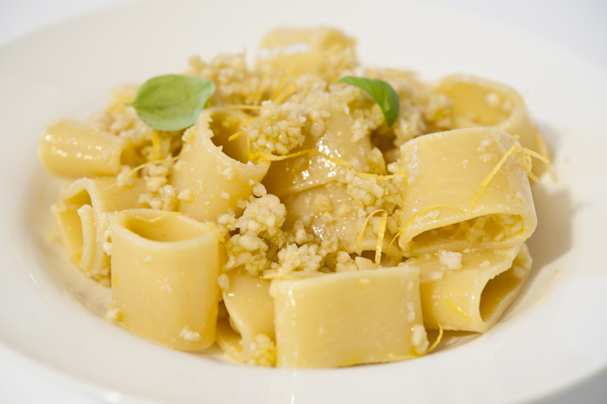 Paccheri al pesto di mandorle