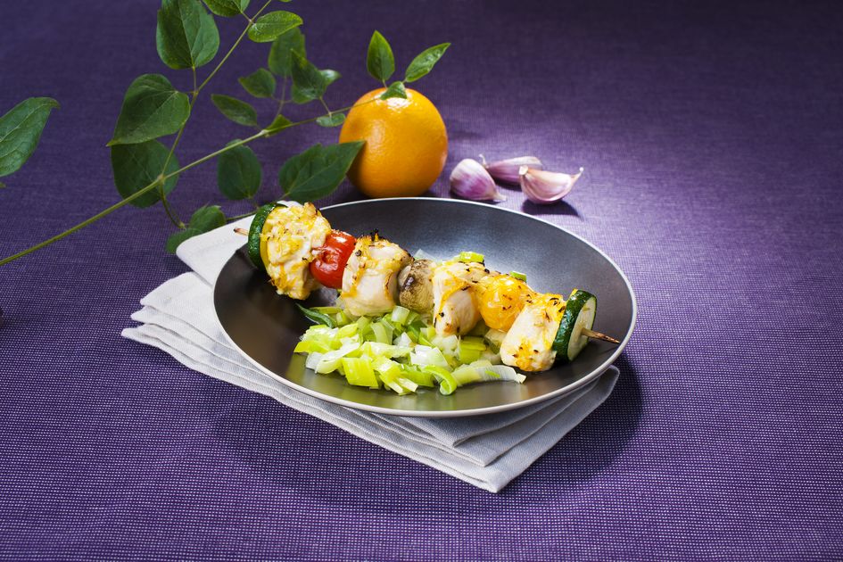 Hähnchenspieße mit Orangenmarinade, Lauchfondue