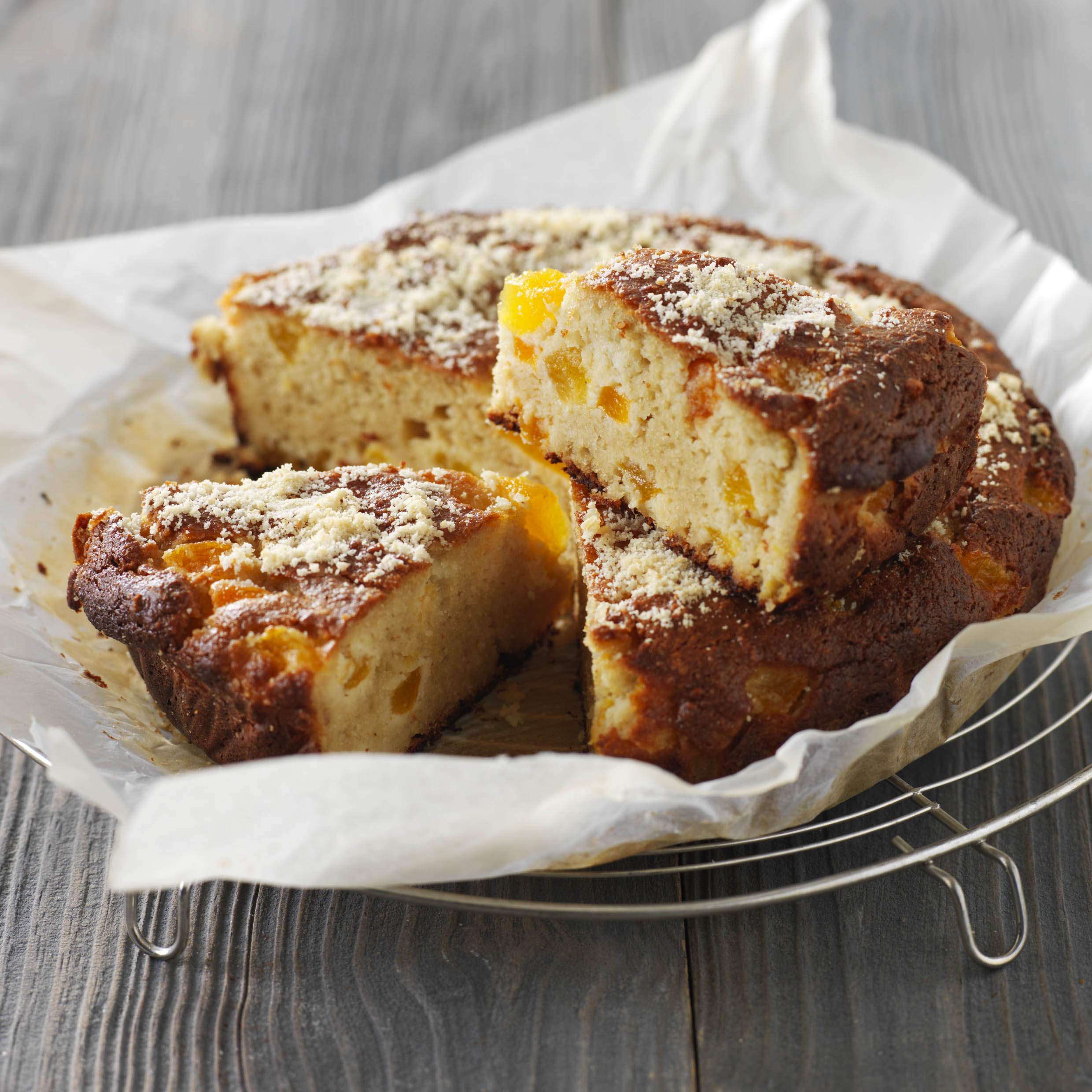Bolo de ricotta e alperce