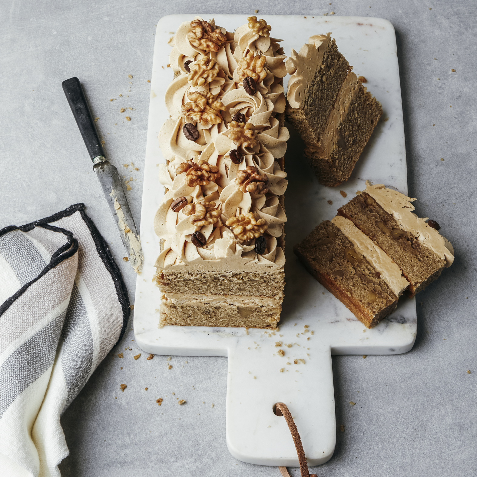 Tarta de café y nueces
