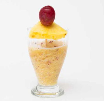 Frullato di ananas e uva