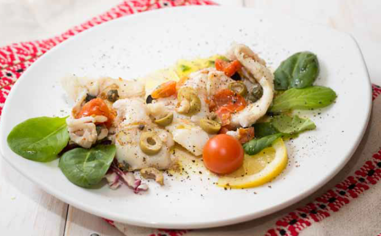 Merluzzo con pomodorini e olive