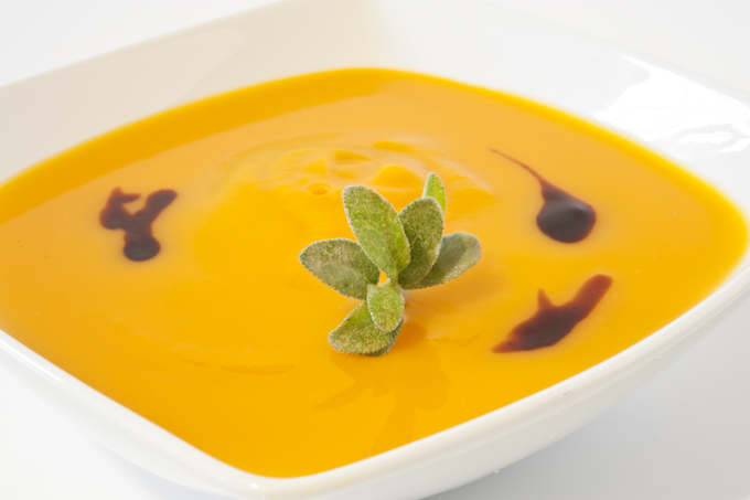 Vellutata di zucca e fontina con aceto balsamico
