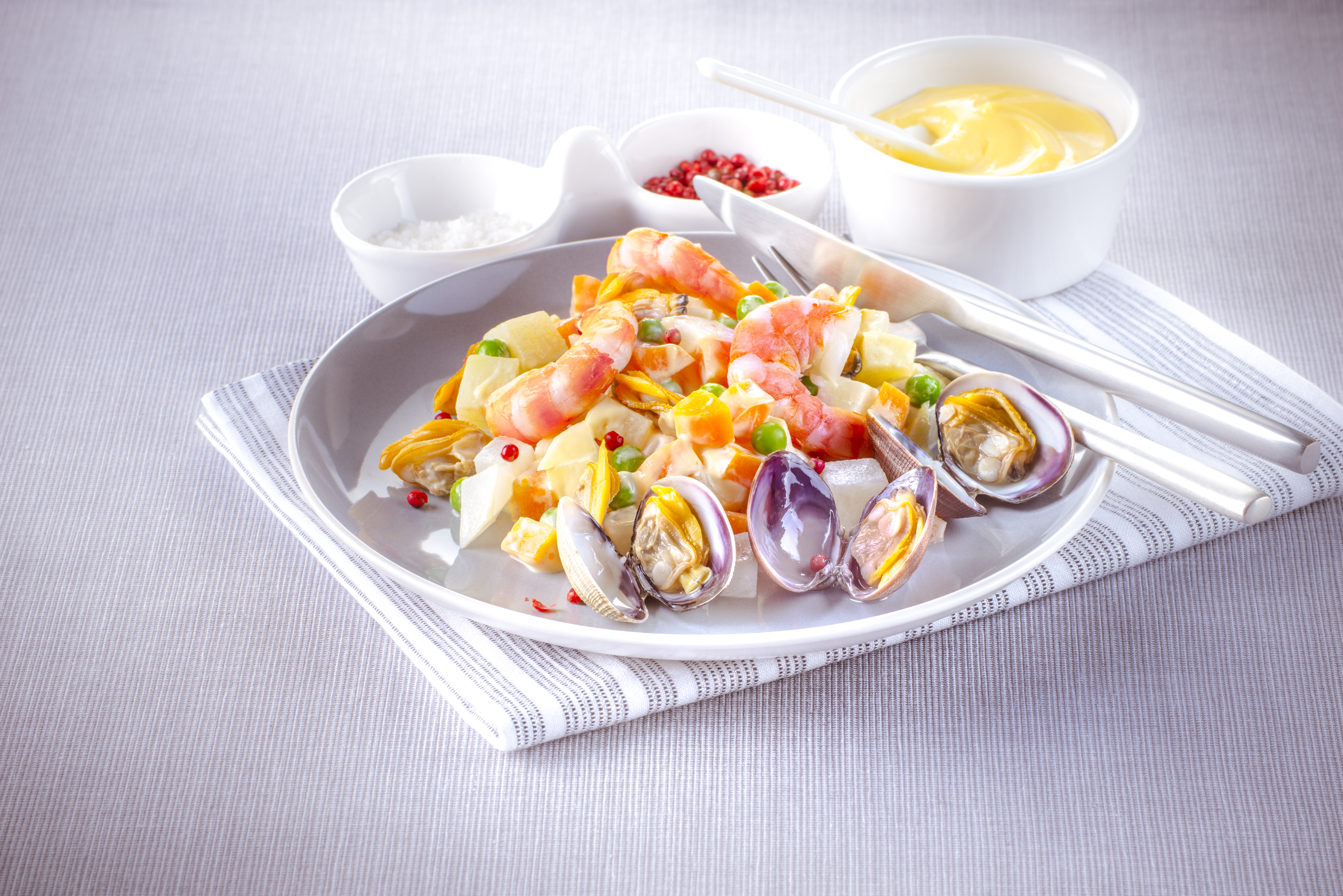 Macedonia di verdure ai gamberetti e vongole