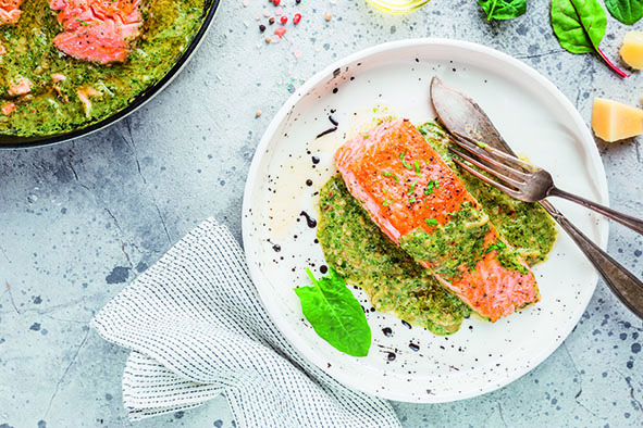 Filete de salmón al pesto