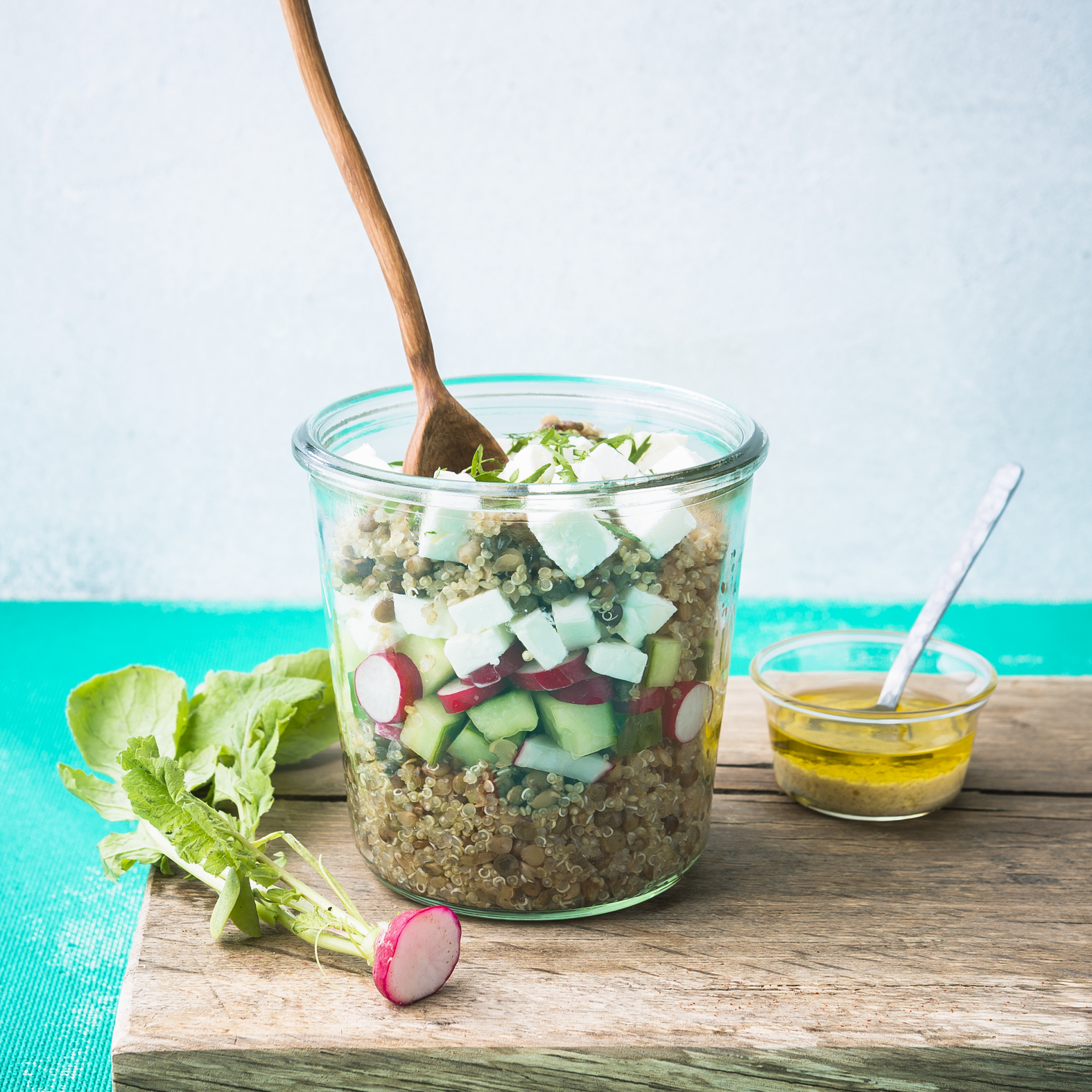 Tarros de ensalada de queso feta