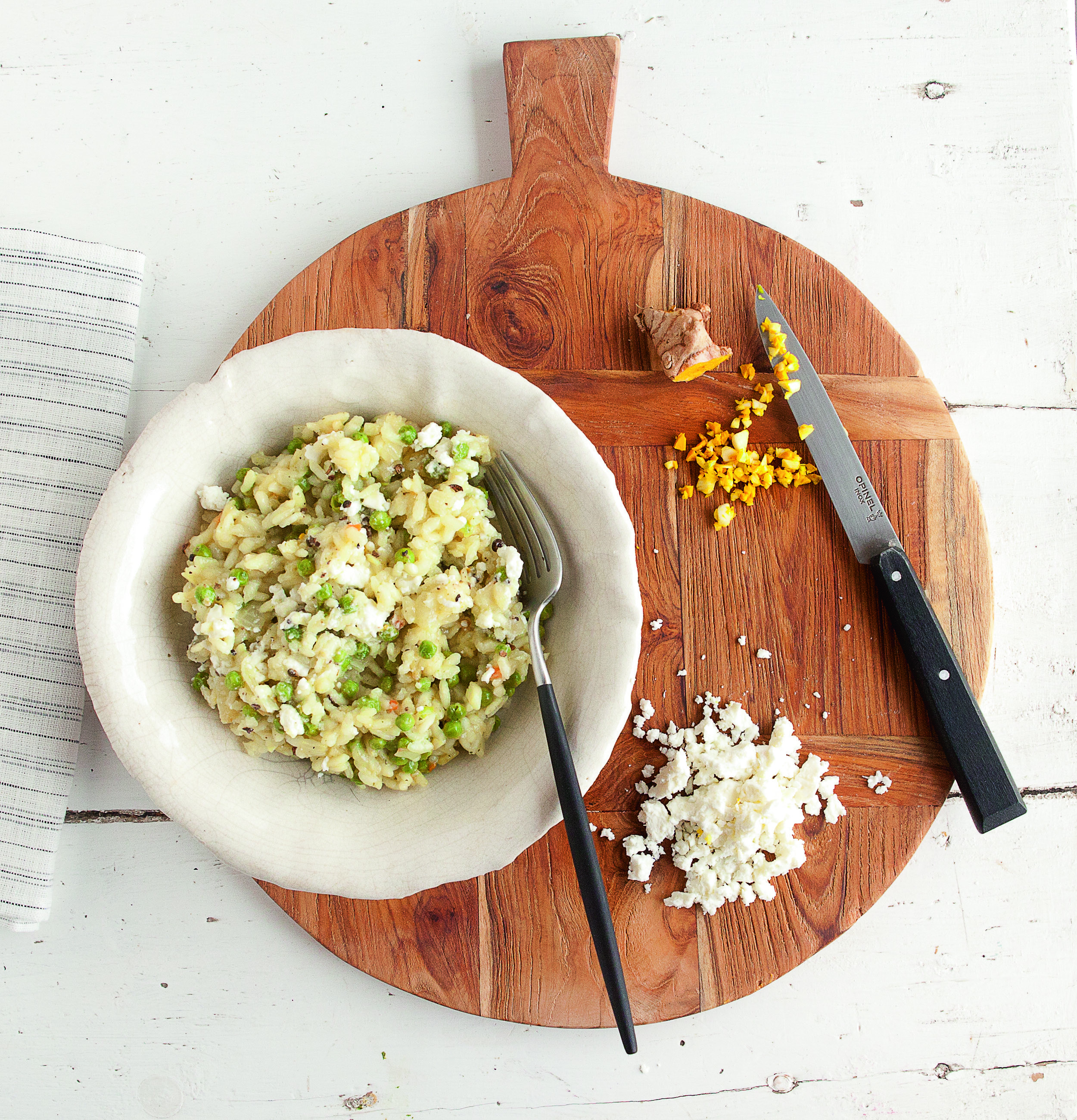 Risotto mit grünem Gemüse, Feta und Kurkuma