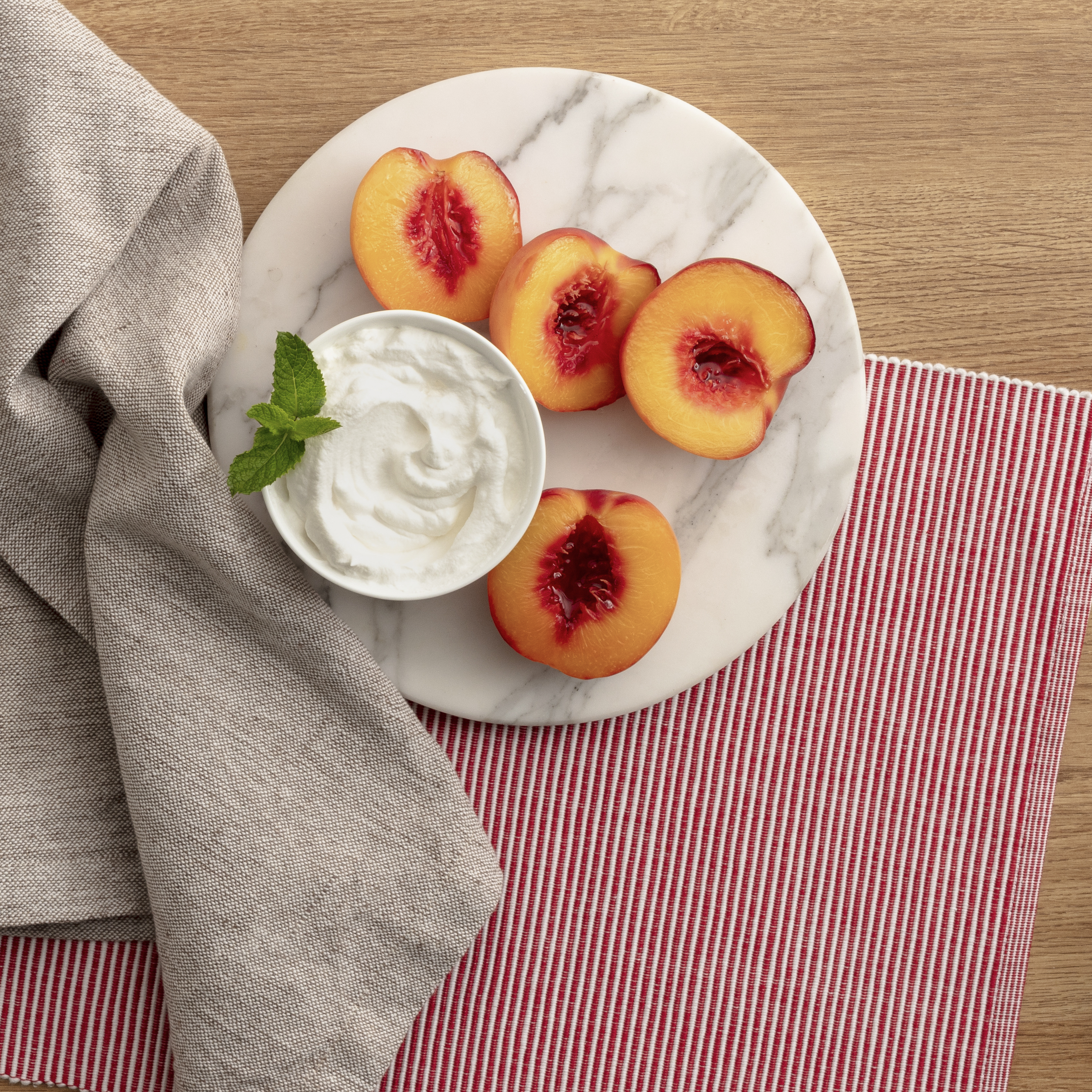 Pesche alla panna