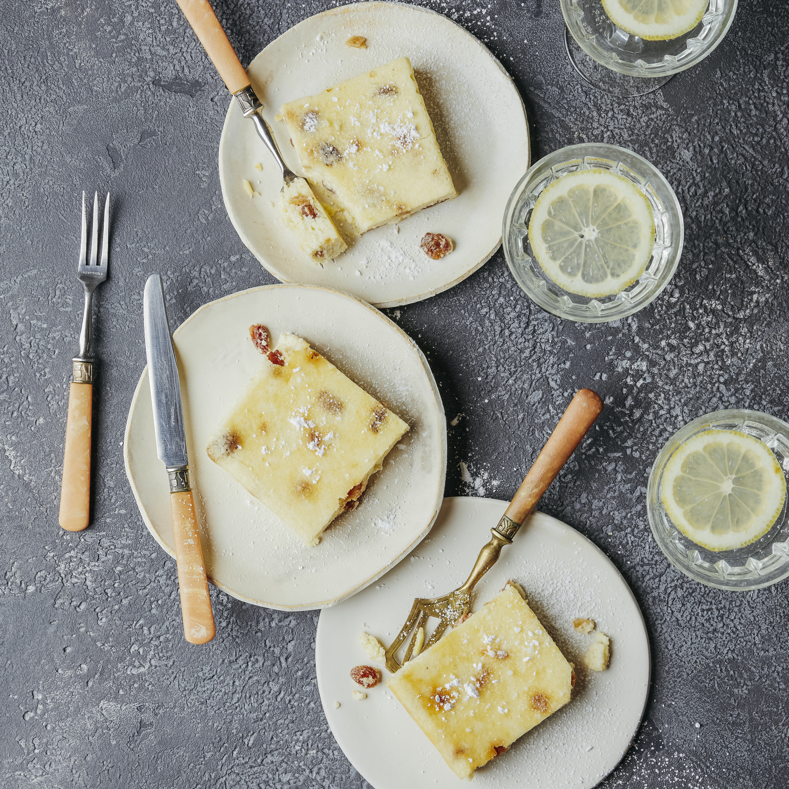 Russische cheesecake met gedroogd fruit