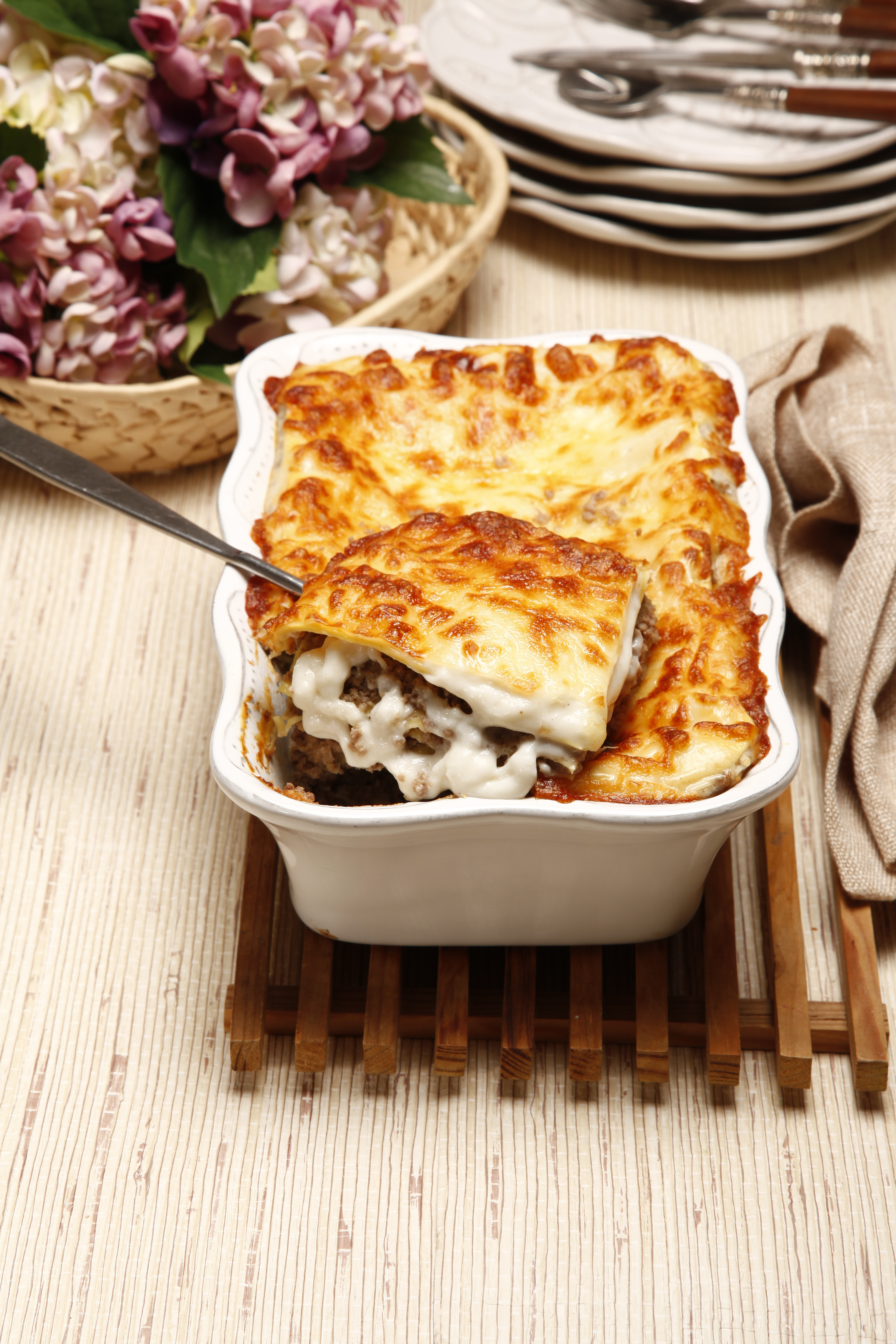 Lasanha de carne com massa fresca