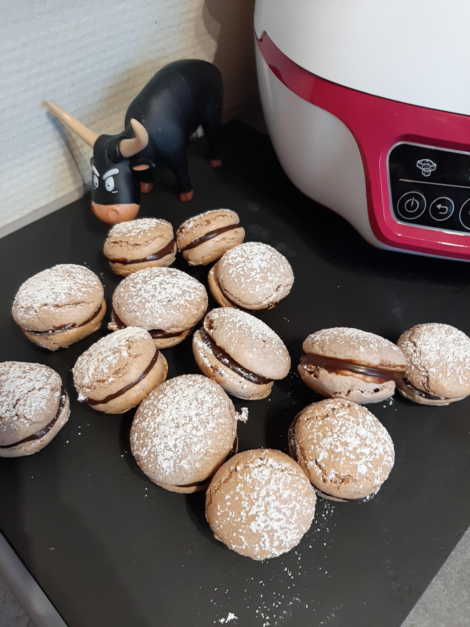 Moule à Macarons CHEFMADE 30 Cavités Antiadhésif - Plaque Cuisson Silicone Et Acier Carbone Or Champagne