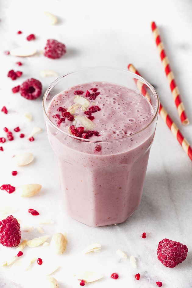 Frappé ai lamponi e mandorle