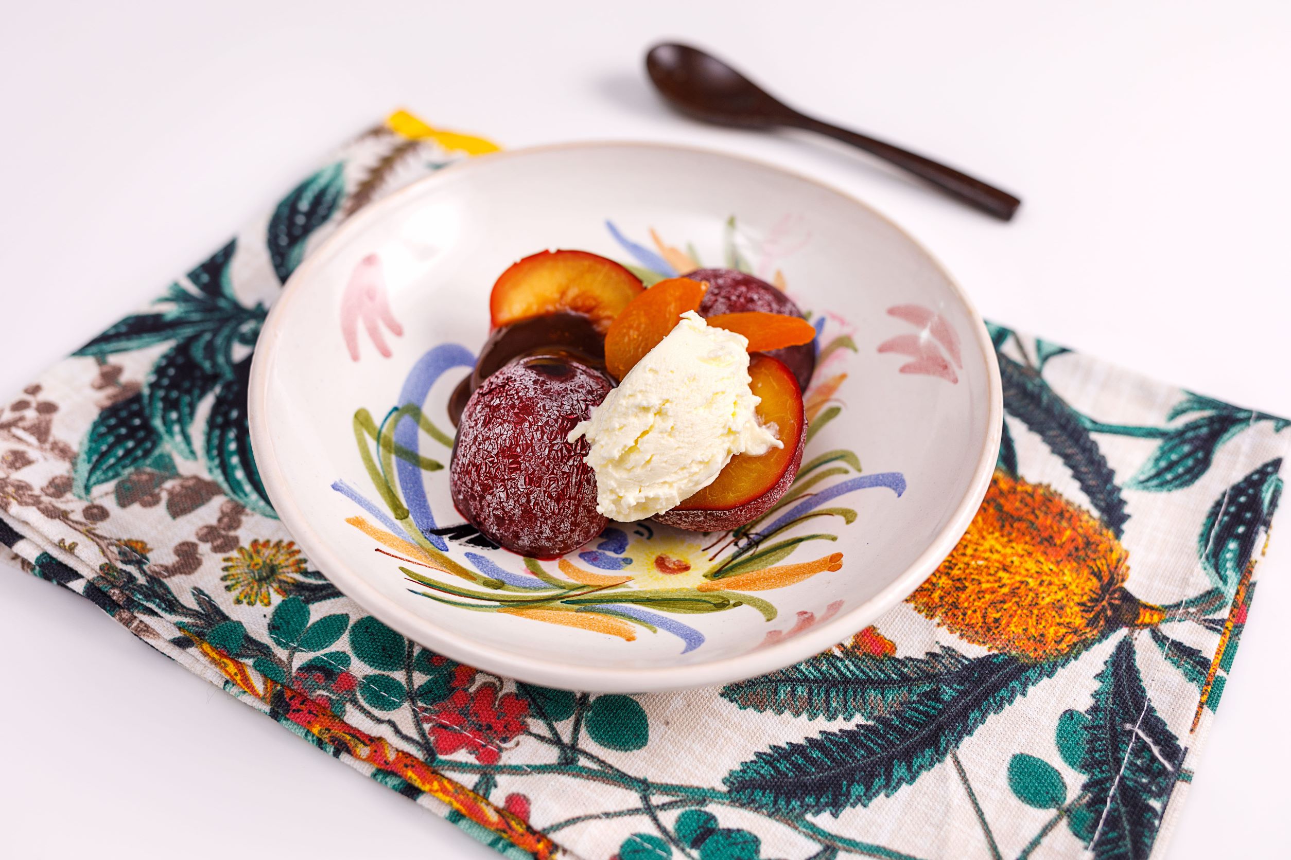 Ciruelas glaseadas con mascarpone