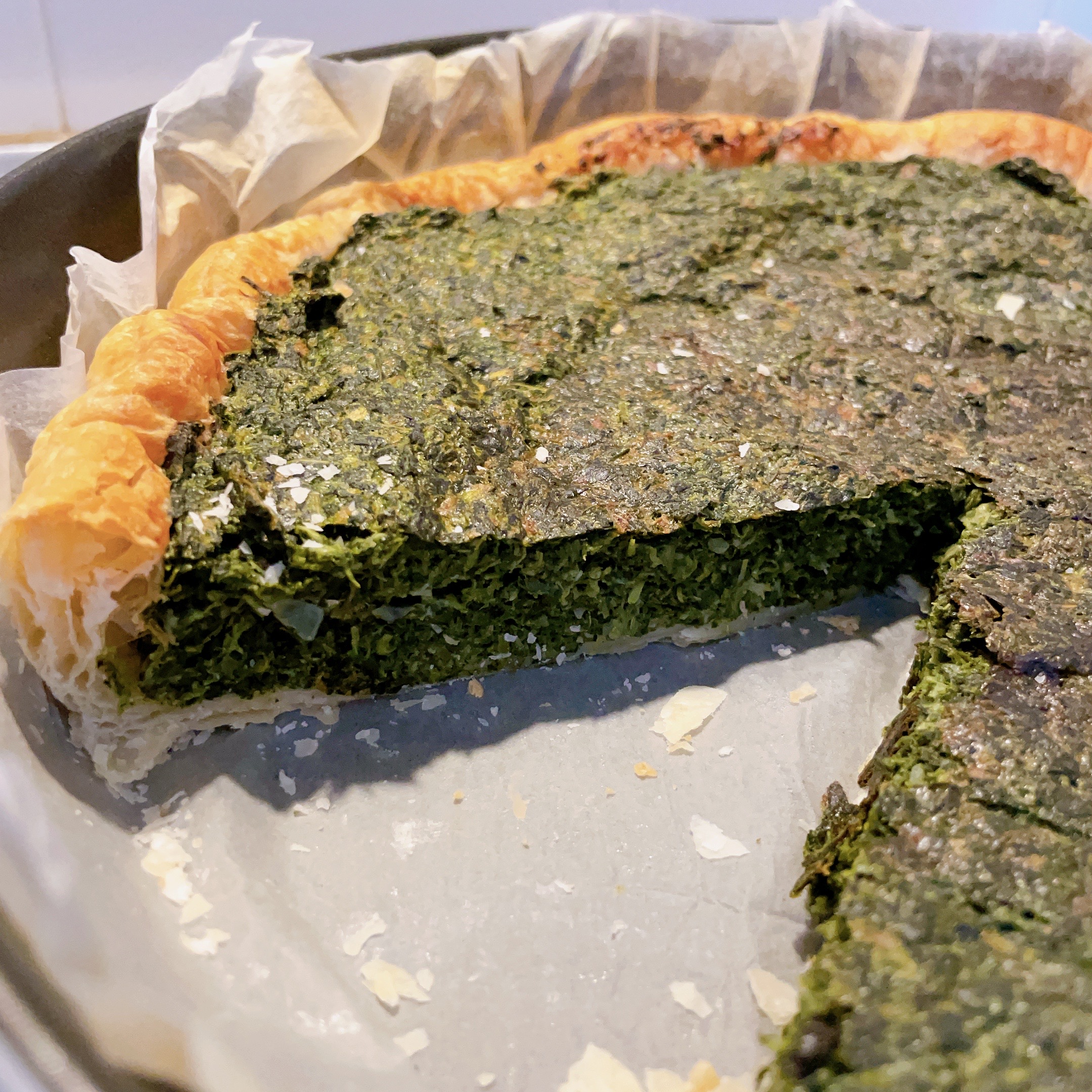 Torta salata spinaci, caprino e parmigiano