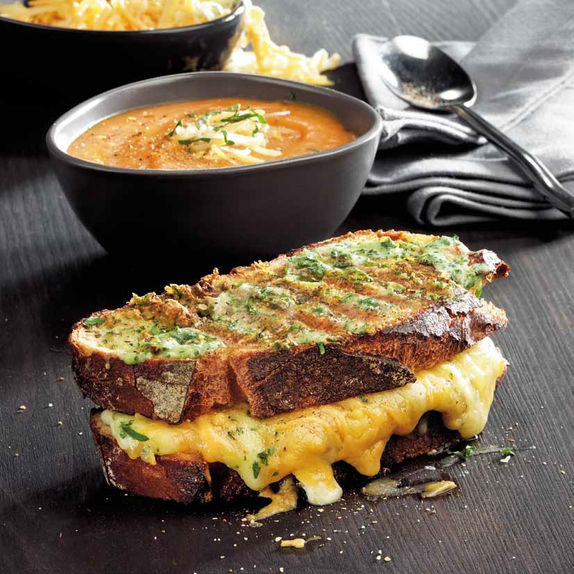 Gegrillter Gourmetkäse mit vier Käsesorten