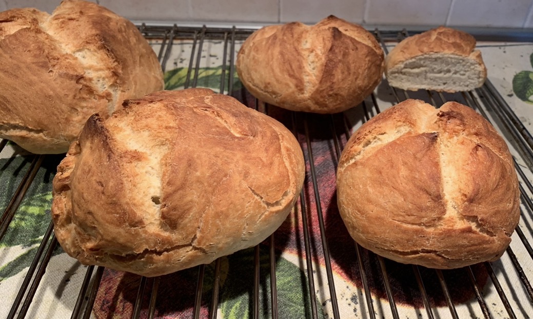 Pane semplice