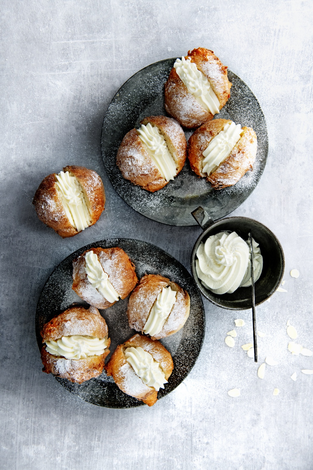 Oliebollen met amandel, sinaasappel en Italiaanse room