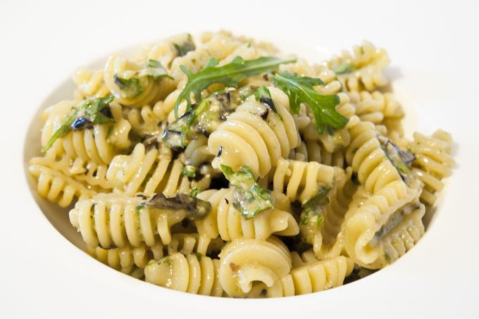 Radiatori al pesto di rucola