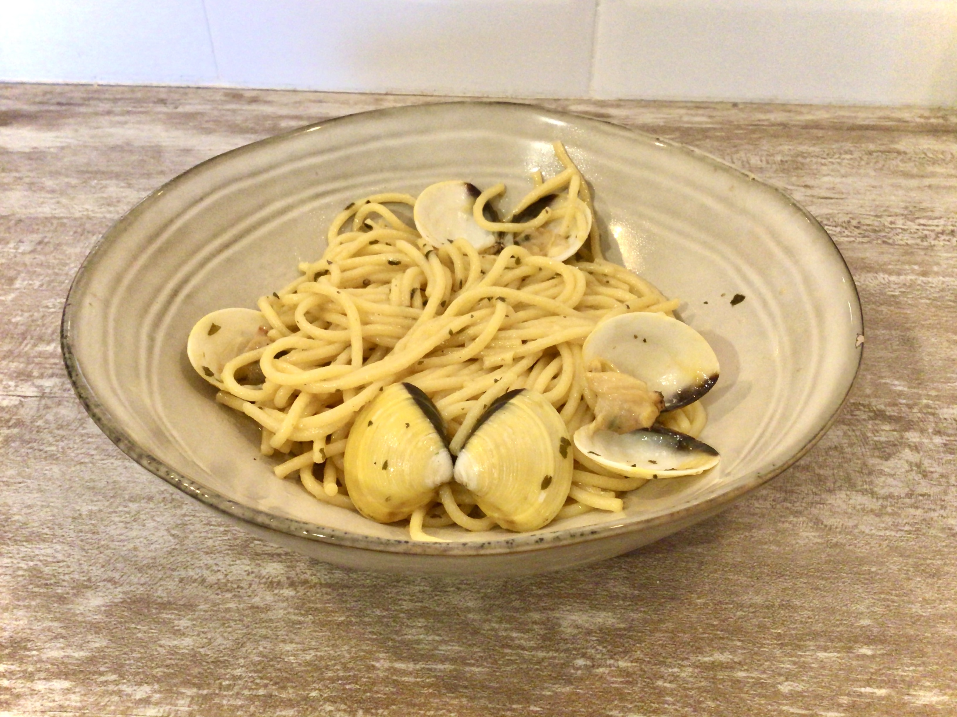 Espaguetis con almejas