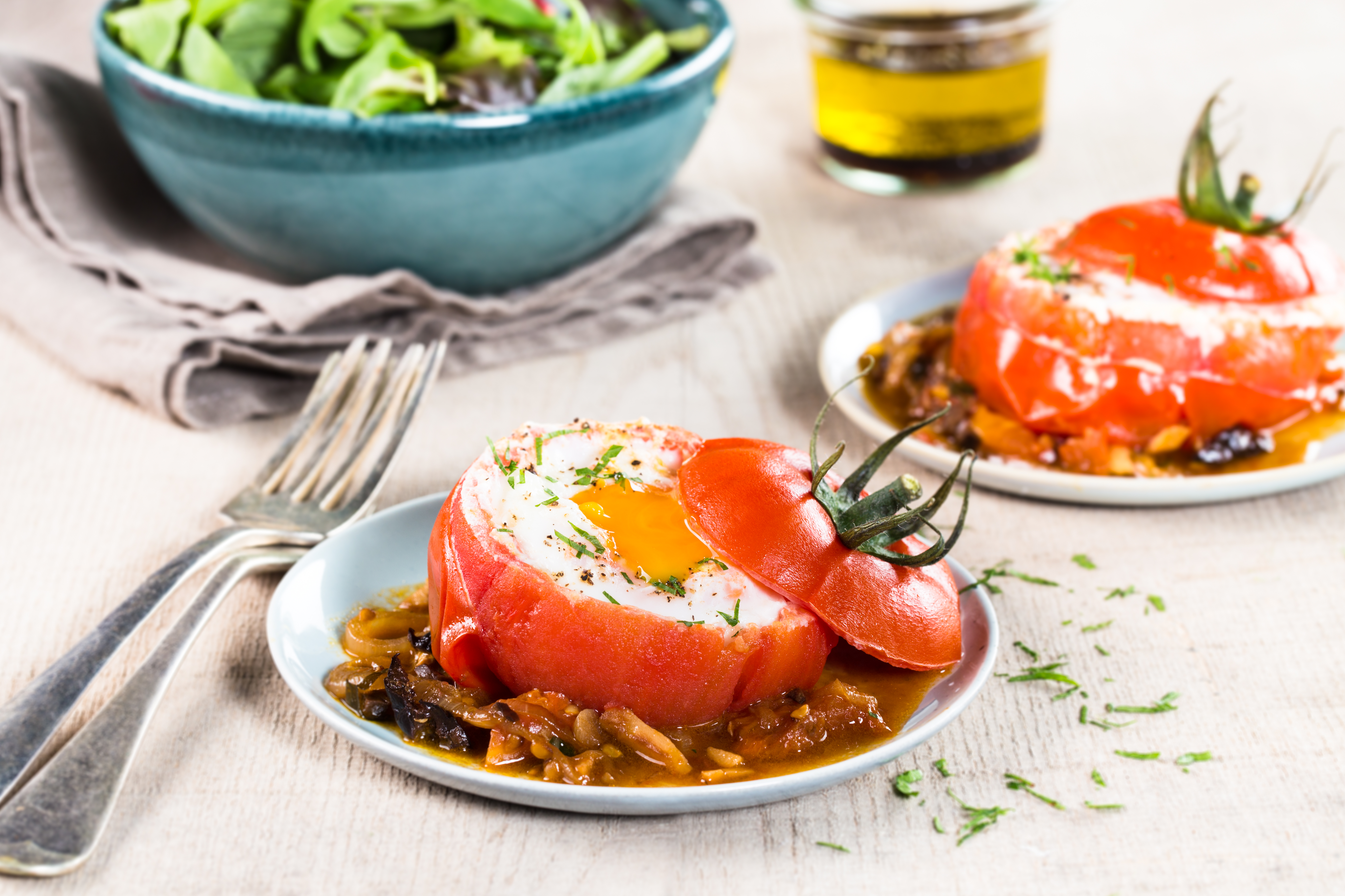 Uova in cocotte di pomodori