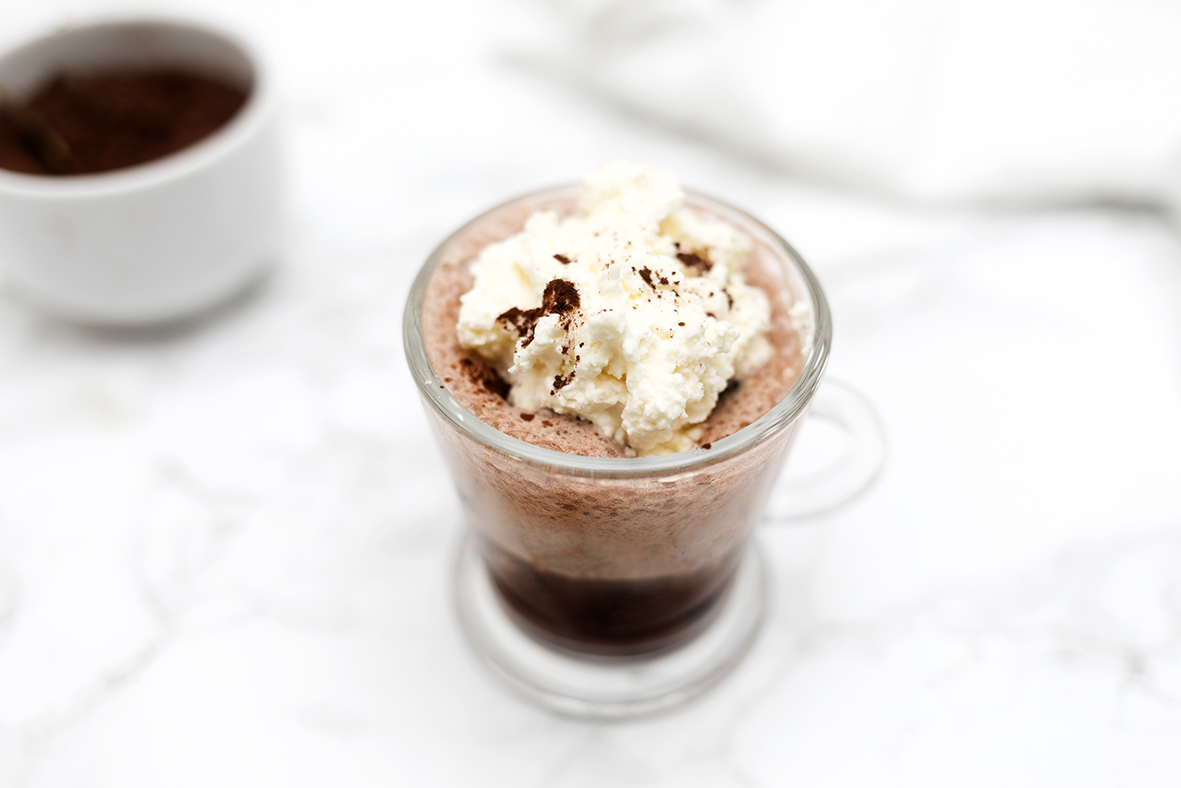 Café frappé con nata montada
