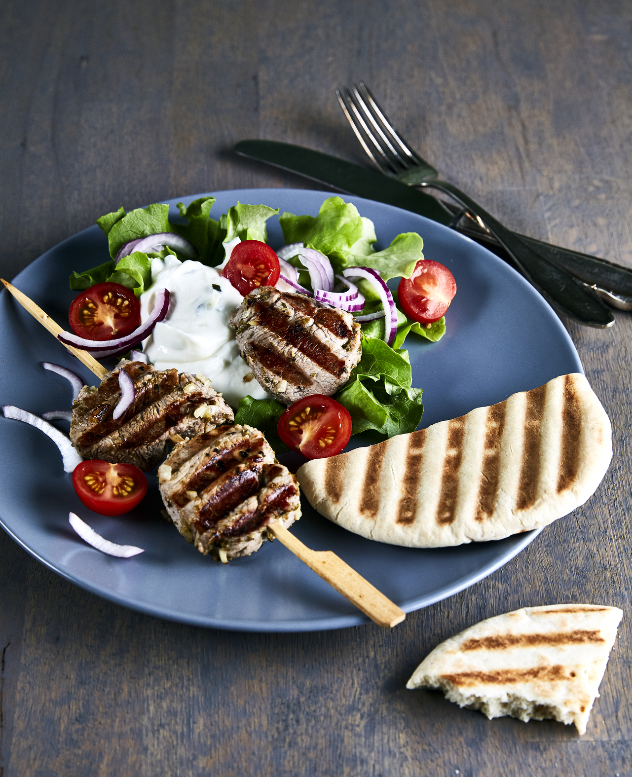 Souvlaki Mit Pitabrot Und Tzatziki