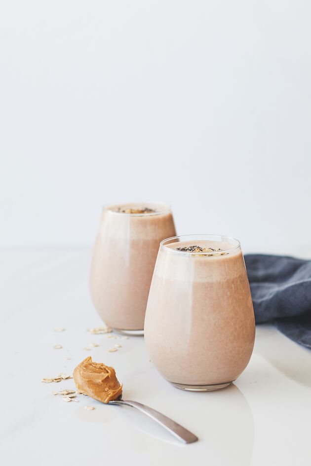 Smoothie de banana e manteiga de amendoim