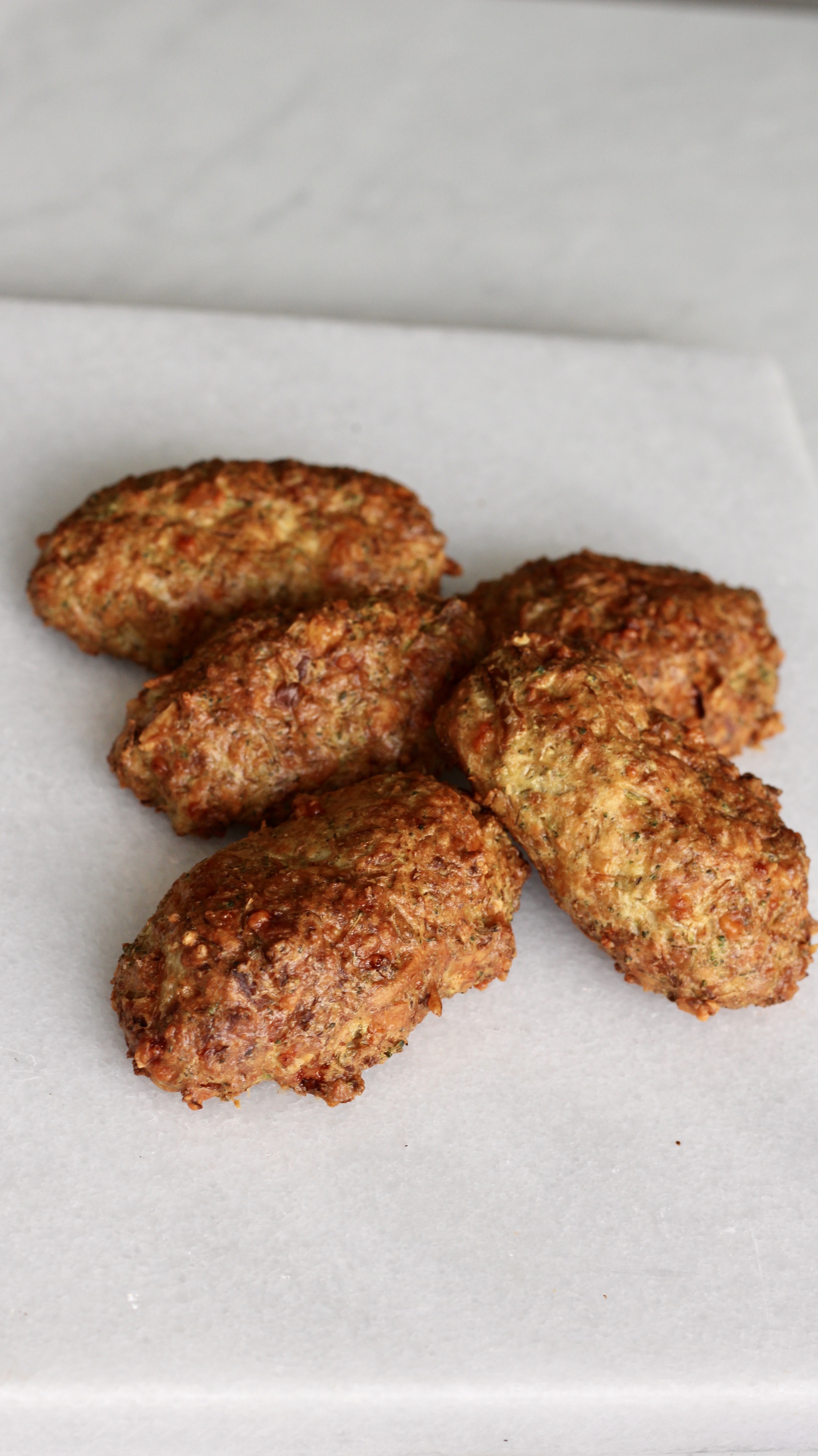 Croquetas de brócoli con queso parmesano