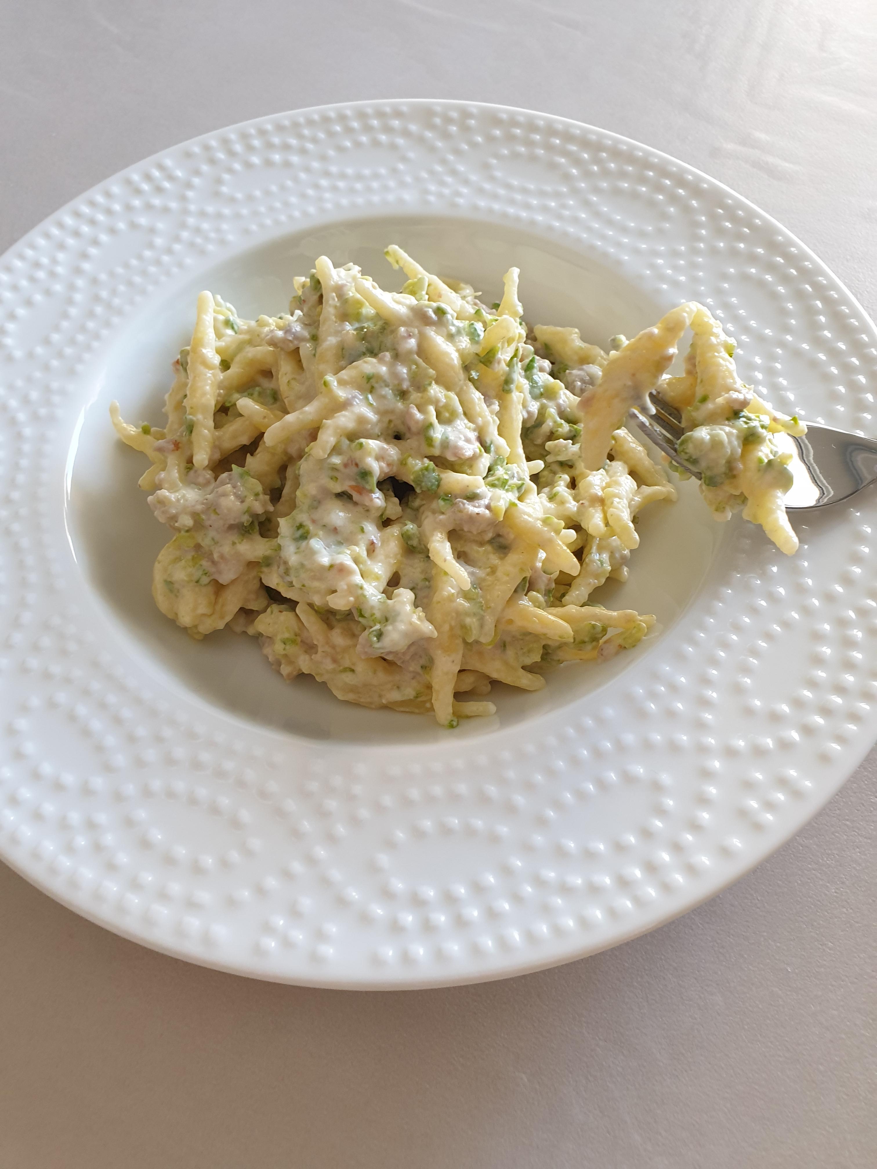 Trofie con zucchine e salsiccia