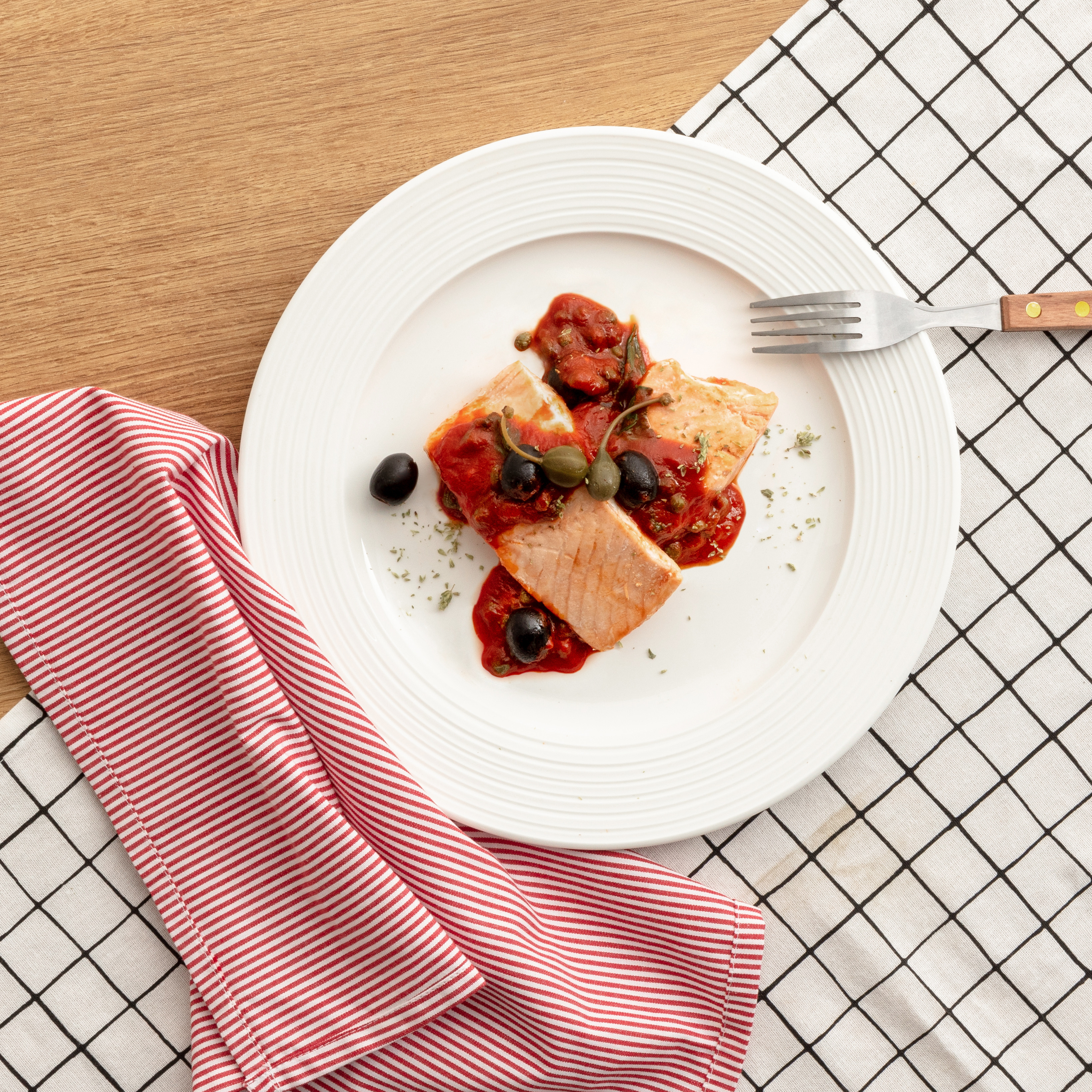 Salmone al pomodoro