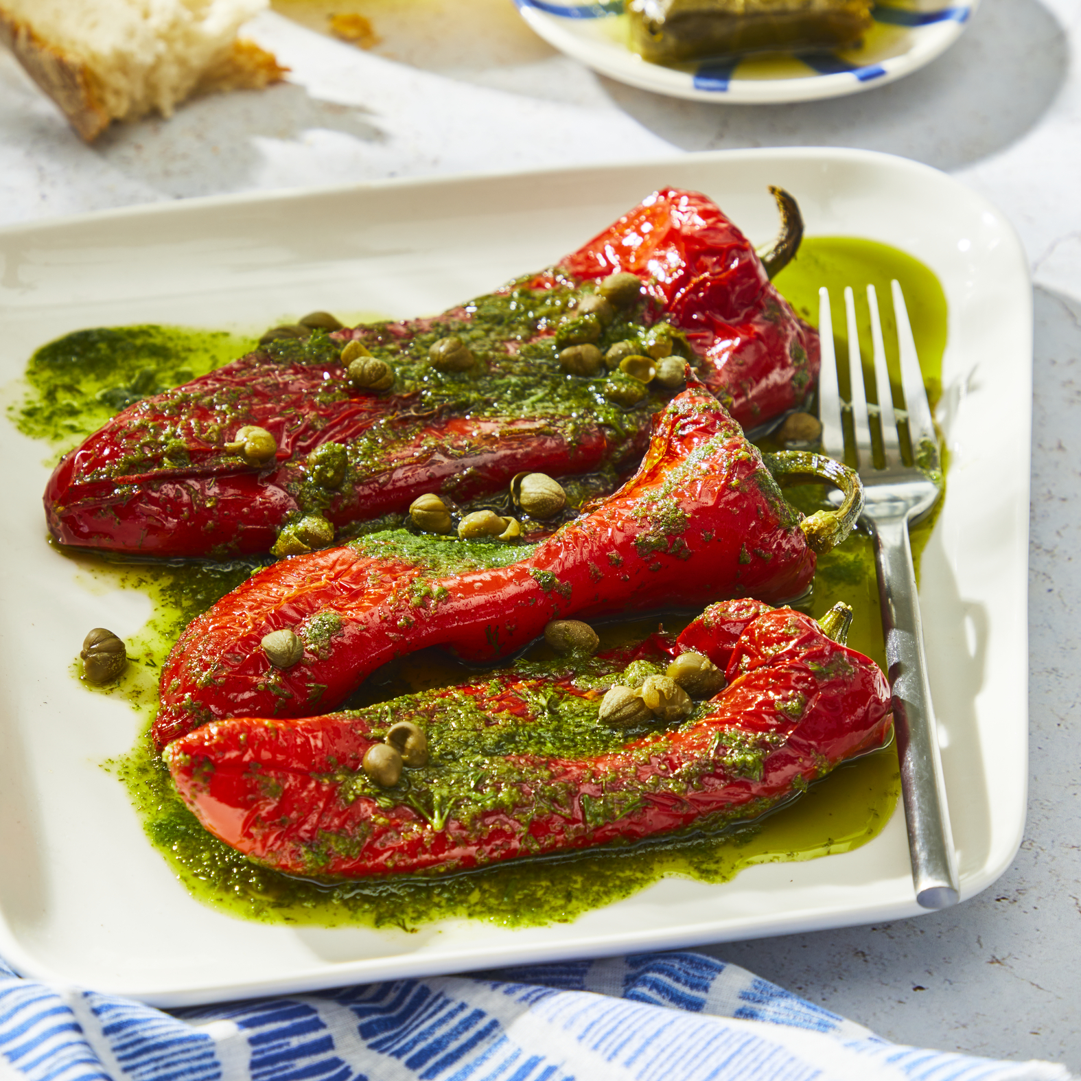 Peperoni grigliati e marinati