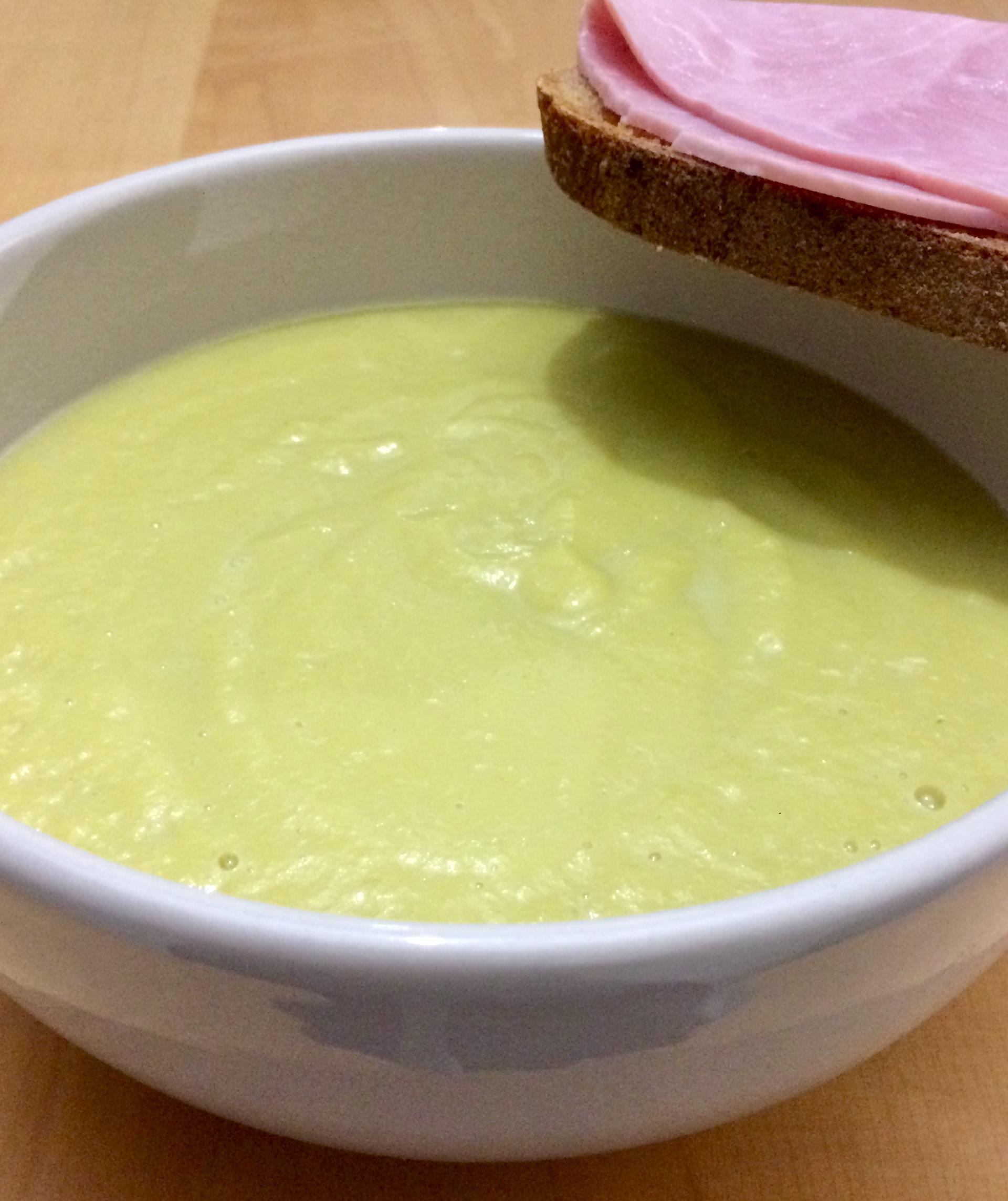 Soupe de poireaux-pommes de terre - Recette Companion | Moulinex