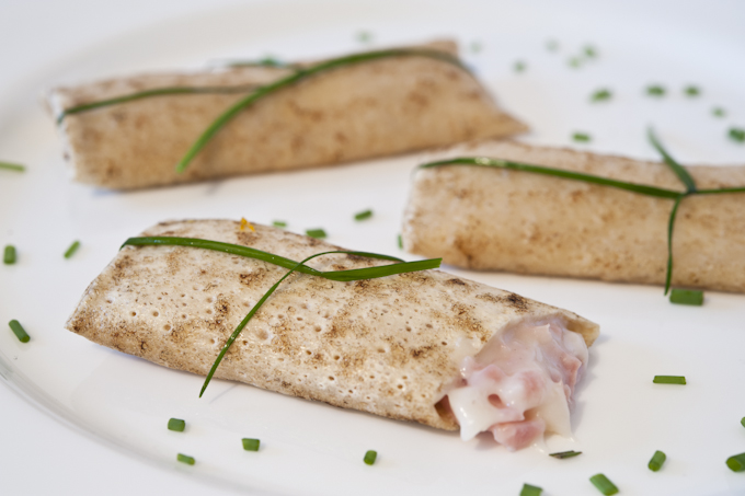Crèpe con prosciutto cotto e formaggio