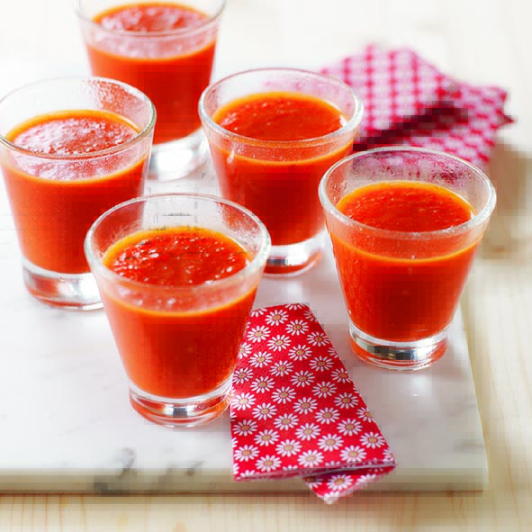 Sopa fría de tomate y pimientos del piquillo